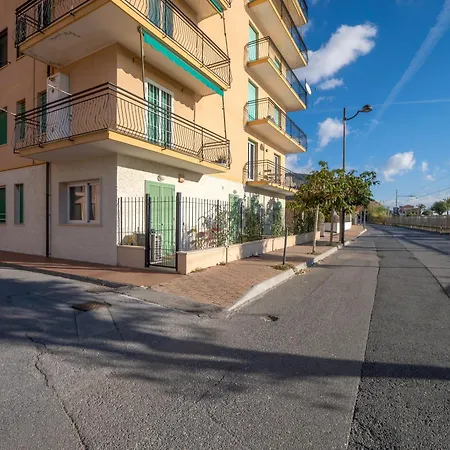 Babyaccommodation Family Comfort Iv Apartment *
