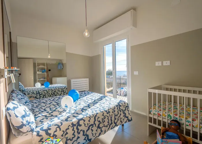 Babyaccommodation Family Comfort Iv Lejlighed Pietra Ligure